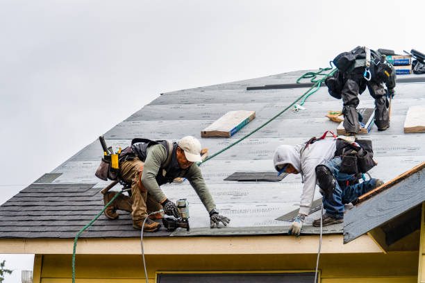 Professional Emergency Roof Repair technician working in Oxford, ME